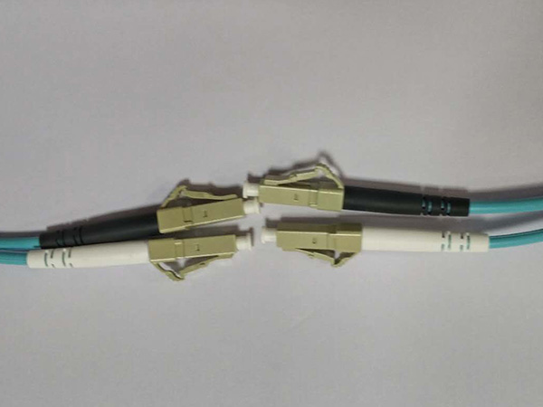 双芯光纤的基本特性有哪些